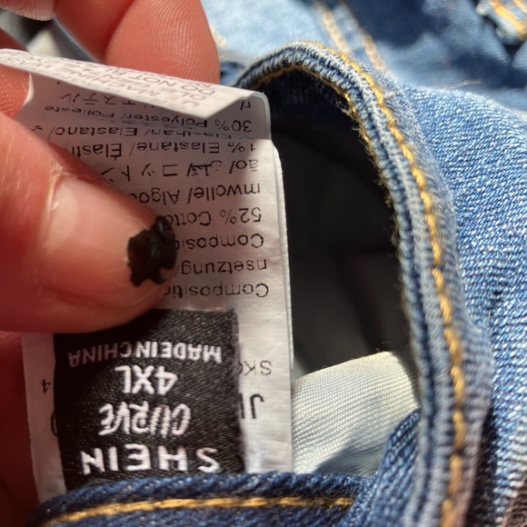 SHEIN plaid ripped jeans - Picture 2 of 2